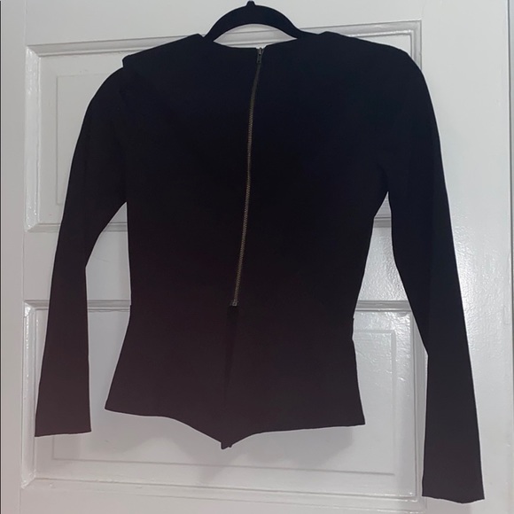 Black structured sweetheart neckline top - Picture 5 of 6